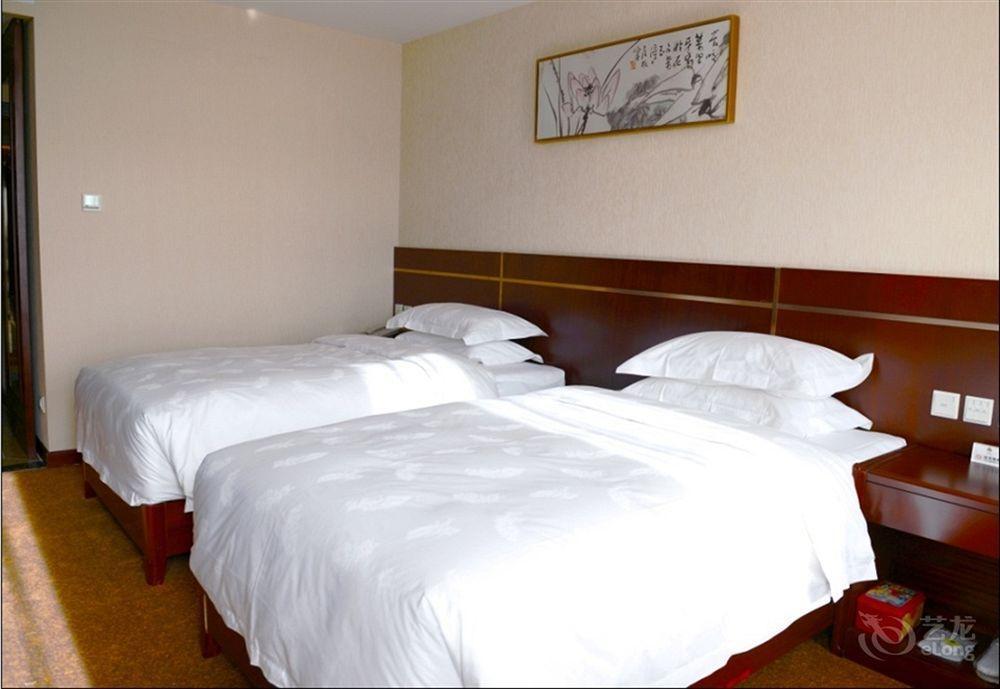 Fuyong Yulong Hotel Beijing Exterior photo